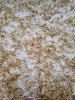 Mohair (Helmbold) beige, braun gespitzt, gelockt, 16 mm