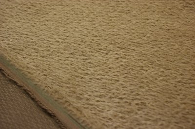 Mohair ( Steiff-Schulte) light brown with darker backside, sparse ± 9 mm
