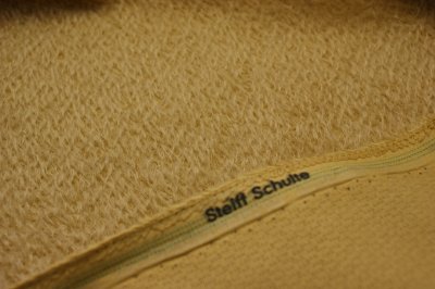 Mohair ( Steiff-Schulte) light brown, sparse ± 9 mm