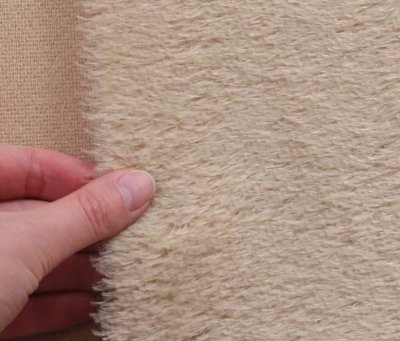 25 x 140 cm, mohair ± 12 mm, light beige